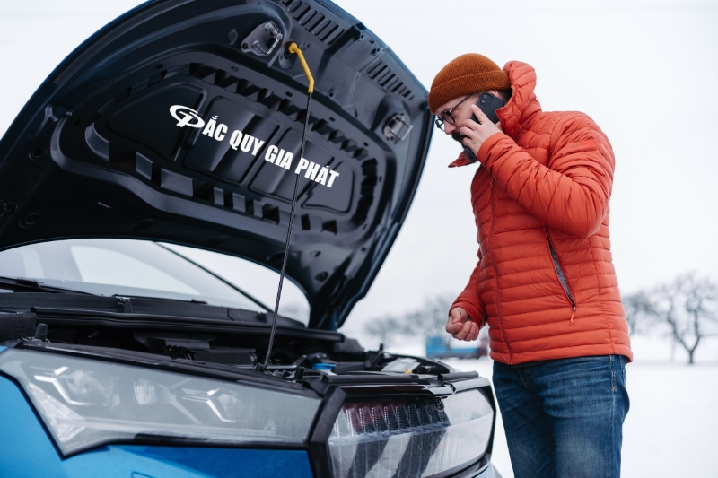 Thời tiết quá khắc nghiệt khiến cho hiệu suất hoá học của ắc quy giảm không thể khở