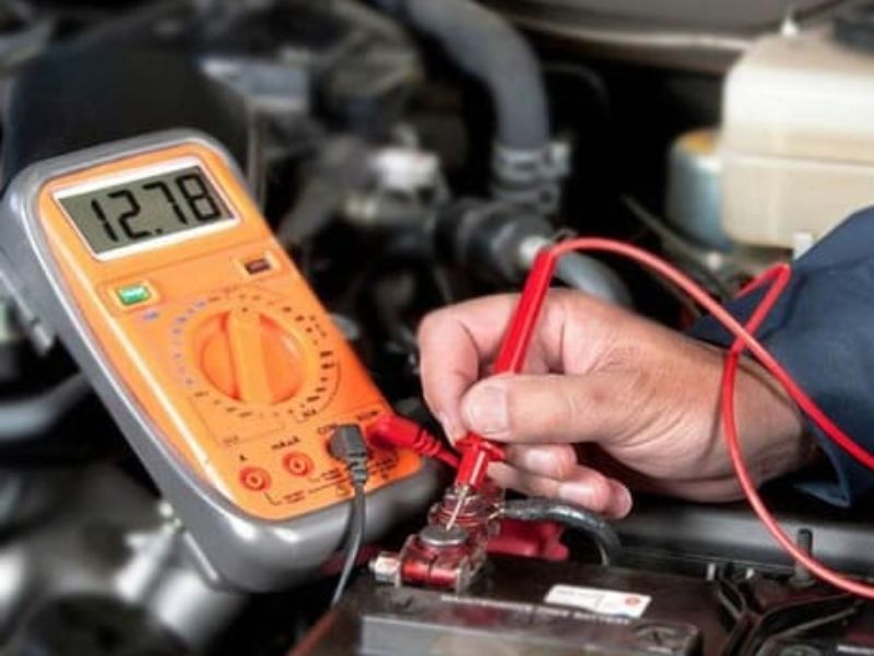 cách kiểm tra ắc quy hỏng