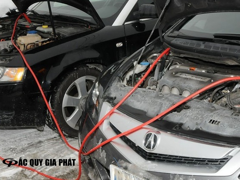 Dấu hiệu và điều kiện để thực hiện câu bình ắc quy cho ô tô