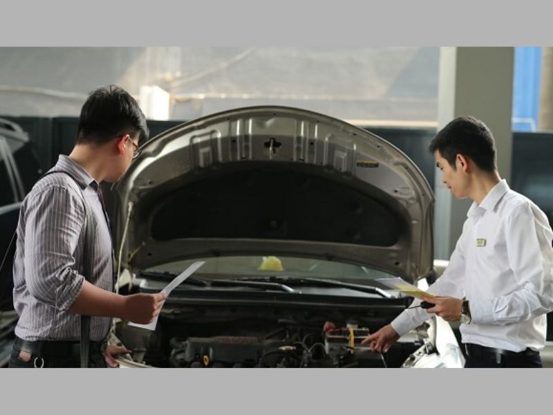 tháo lắp bình ắc quy như thế nào