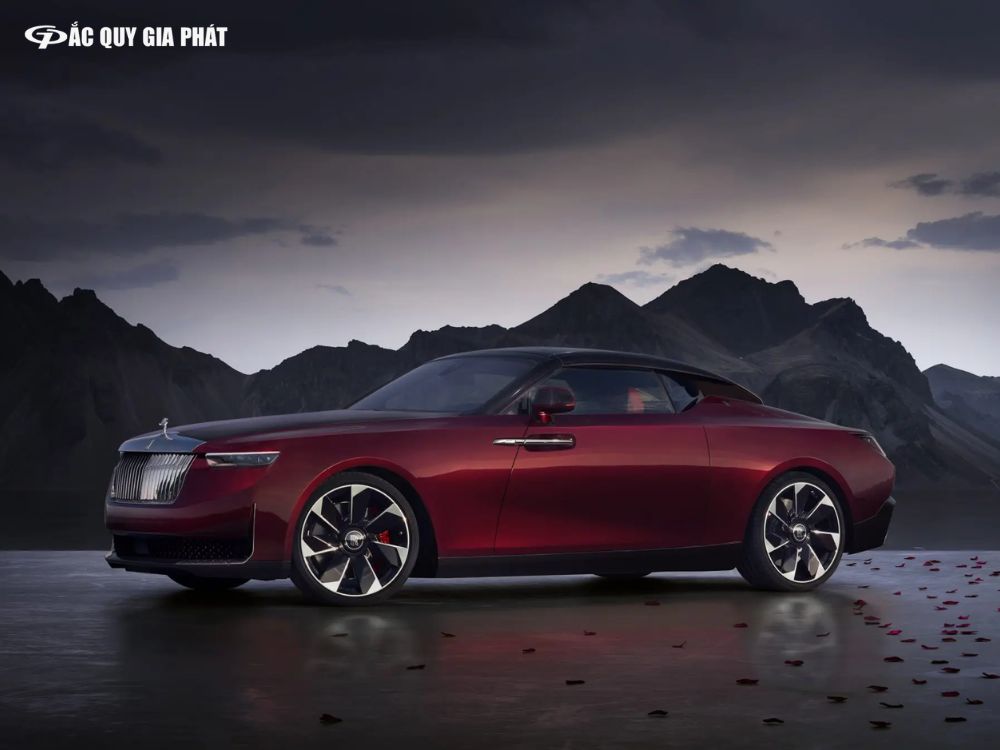 Rolls-Royce La Rose Noire Droptail có giá bán hơn 30 triệu USD