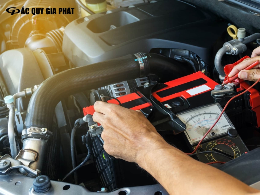 Ắc quy chính hãng nào phù với với các dòng xe xanh đen