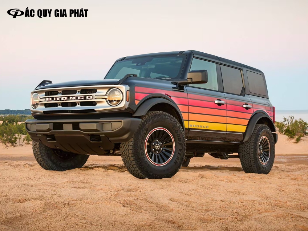 Ford Bronco Biểu tượng SUV off-road
