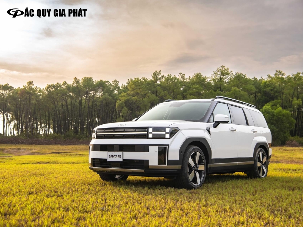 Hyundai SantaFe với thiết kế sang trọng được ưa chuộng tại Việt Nam