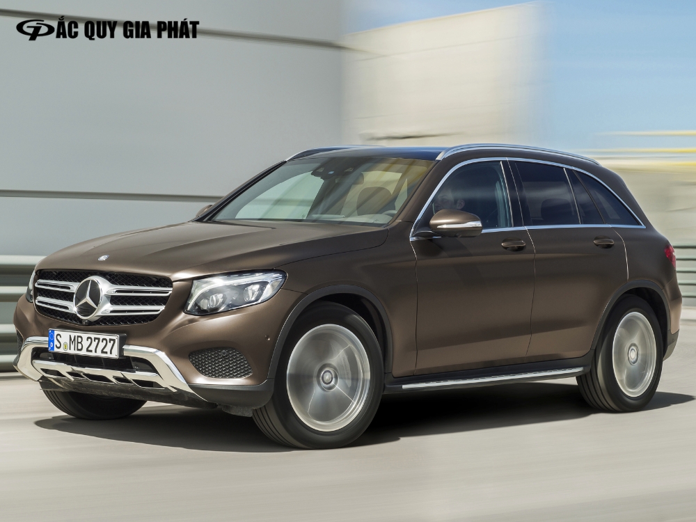 Mercedes-Benz GLC & Lexus RX 350